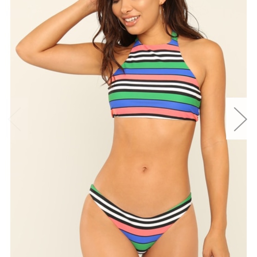 Cute striped bikini size medium - Picture 1 of 5